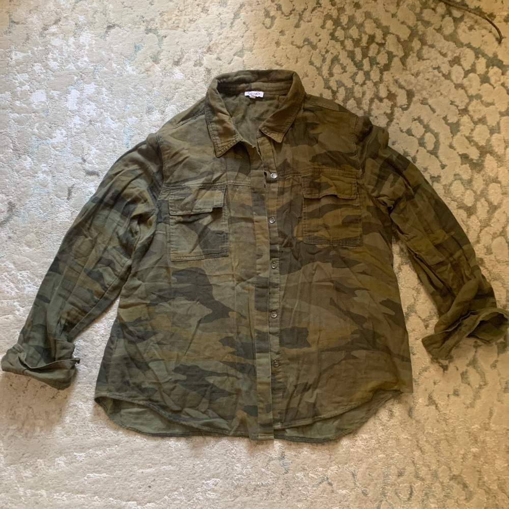 Splendid - Army Camouflage Pattern Button Down Sh… - image 1